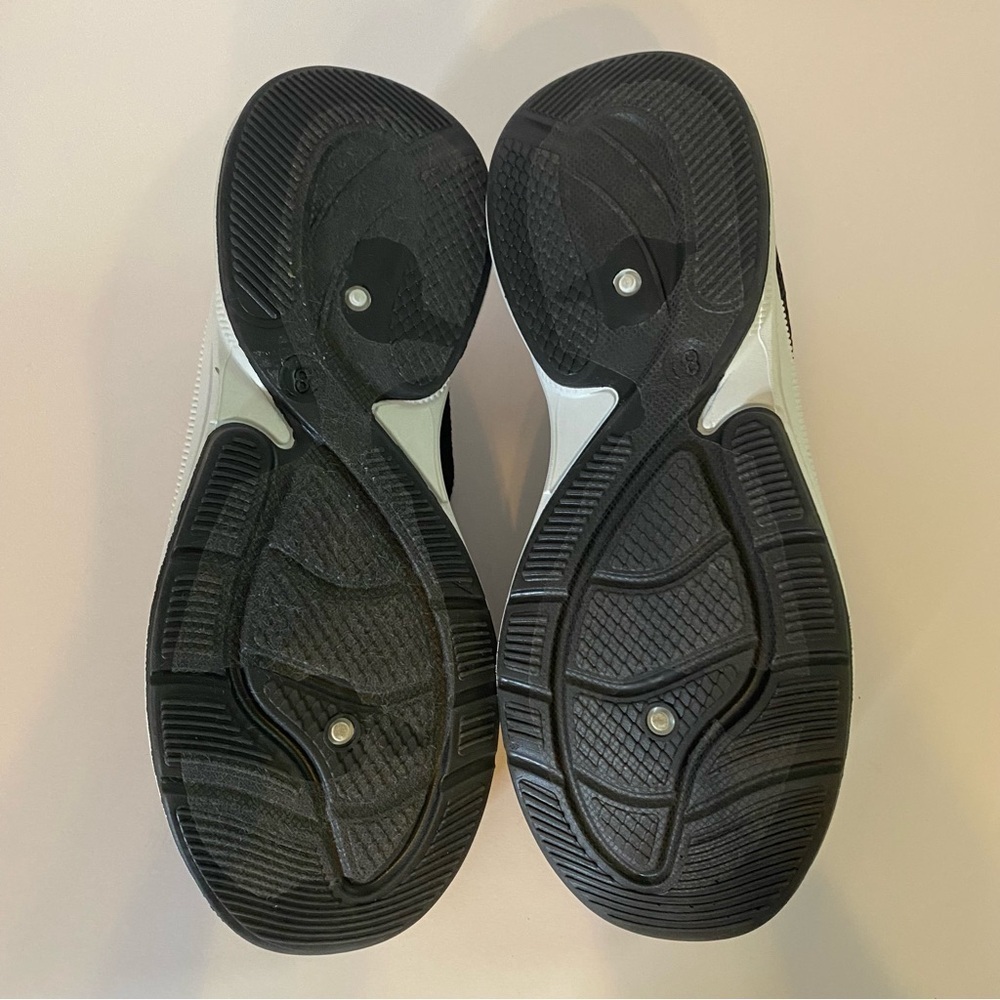 NWOT Tommy Bahama Slip On Memory Foam Sneaker Black Women’s 8 - Picture 5 of 7